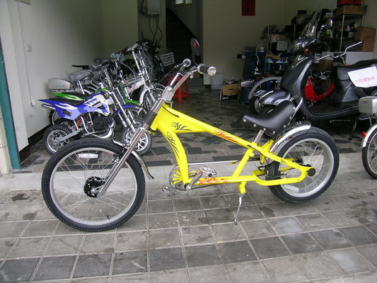 Aluminum Rim 26&quot; Steel Fashion Chopper Bike Chopper Bicycles Gross Weight 25kgs