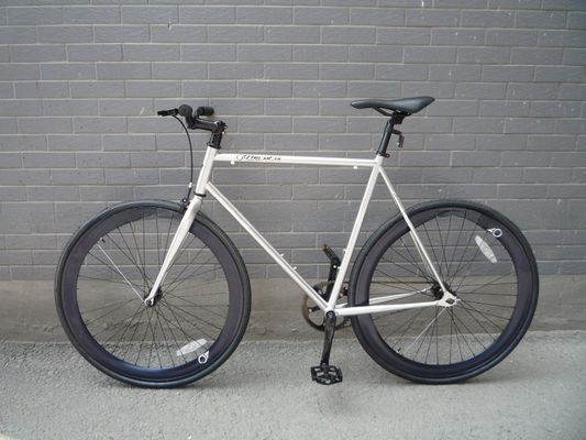 CE Approved Colorful Fixed Gear Bicycle Tire 700*23C/25C/28C KENDA Rim Material Aluminum