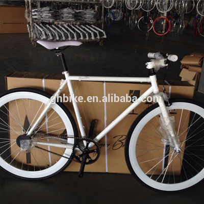 Single Speed Bicycle 700c Fixie Bike with KMC Chain and Gross Weight 13kg