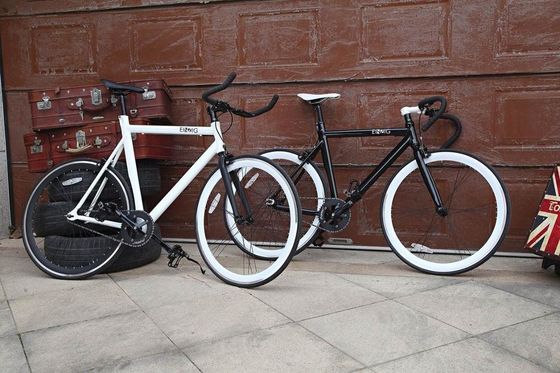 Single Speed Bicycle 700c Fixie Bike with KMC Chain and Gross Weight 13kg