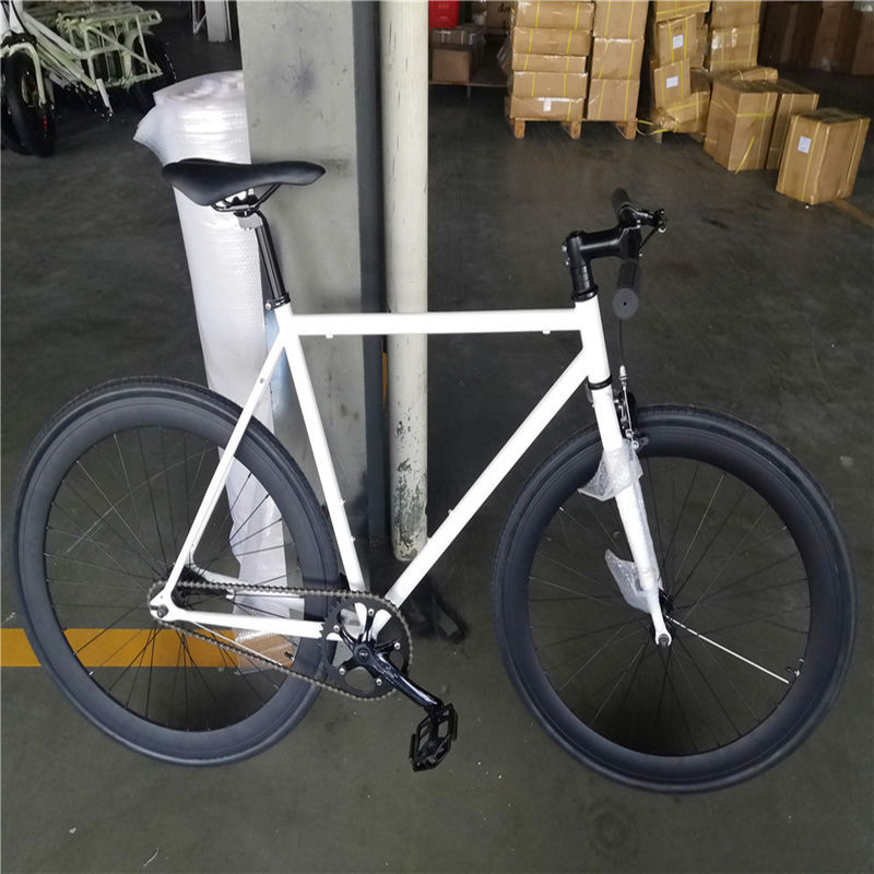 Sleek white frame adult 700C single speed bicycle fixed gear bikes with coaster brake