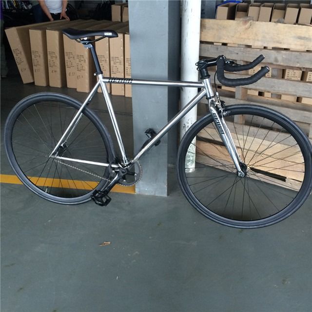 700C Single Speed Flip Flop Fixie Bike with Hard Frame 11kg OEM Customize Chrome
