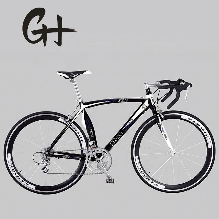 Ordinary Pedal 700C Racing Bike with Lightweight Aluminum Alloy Frame and 24 Speed